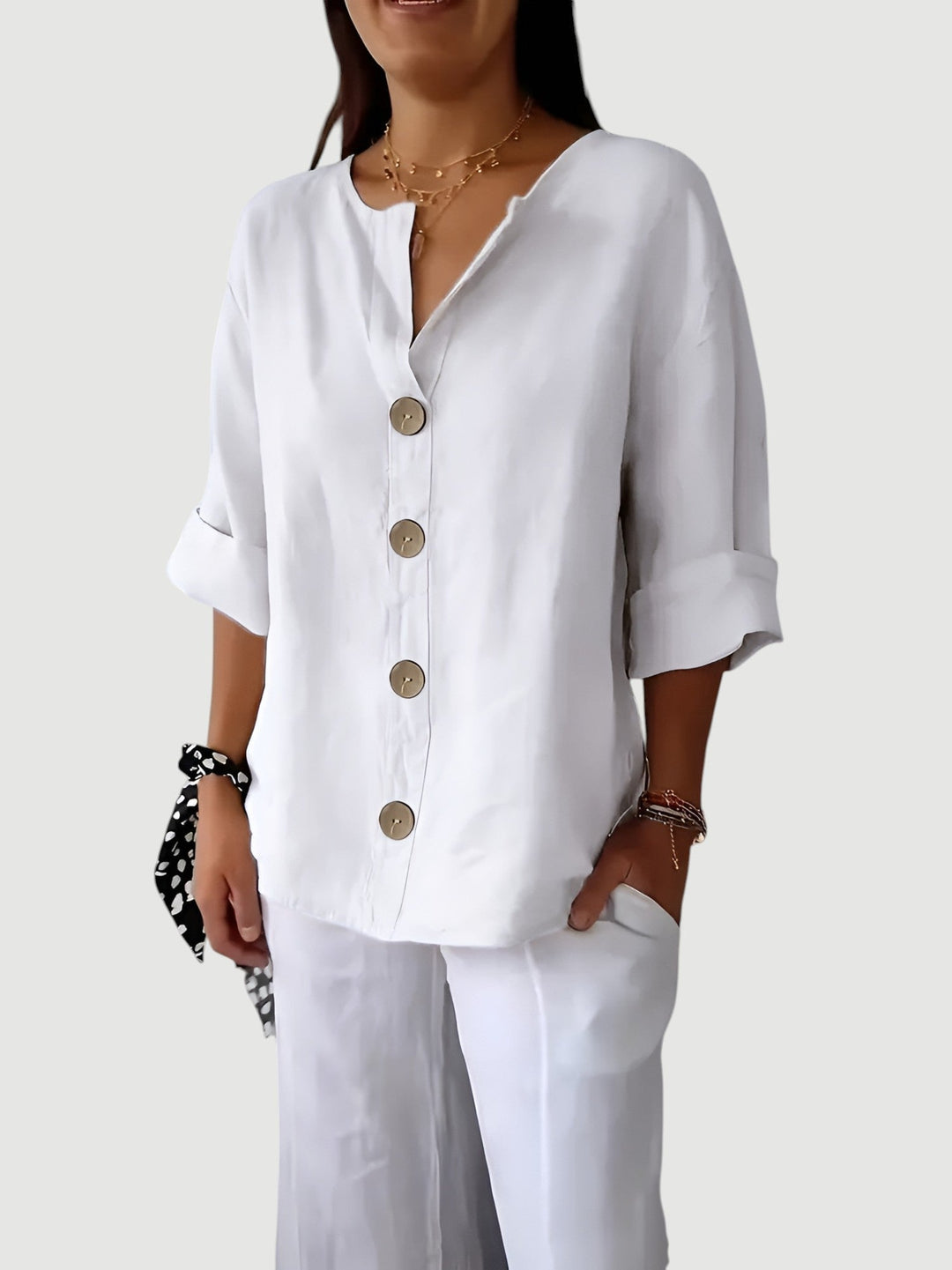 Beverly – Effortless Button Shirt Blouse