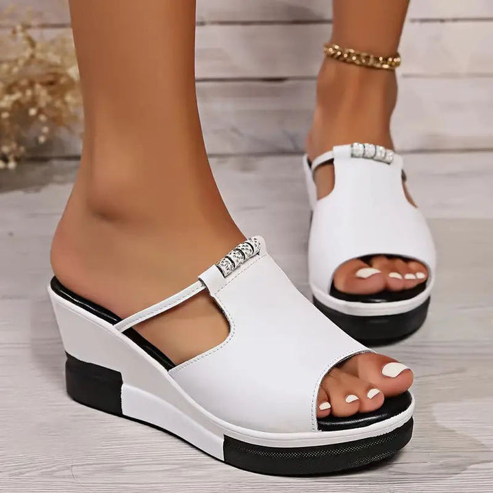 Natalie – Stylish Step Sandals